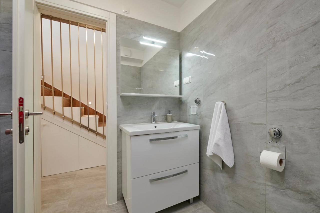 Apartment Gaby 3 Трогир Экстерьер фото